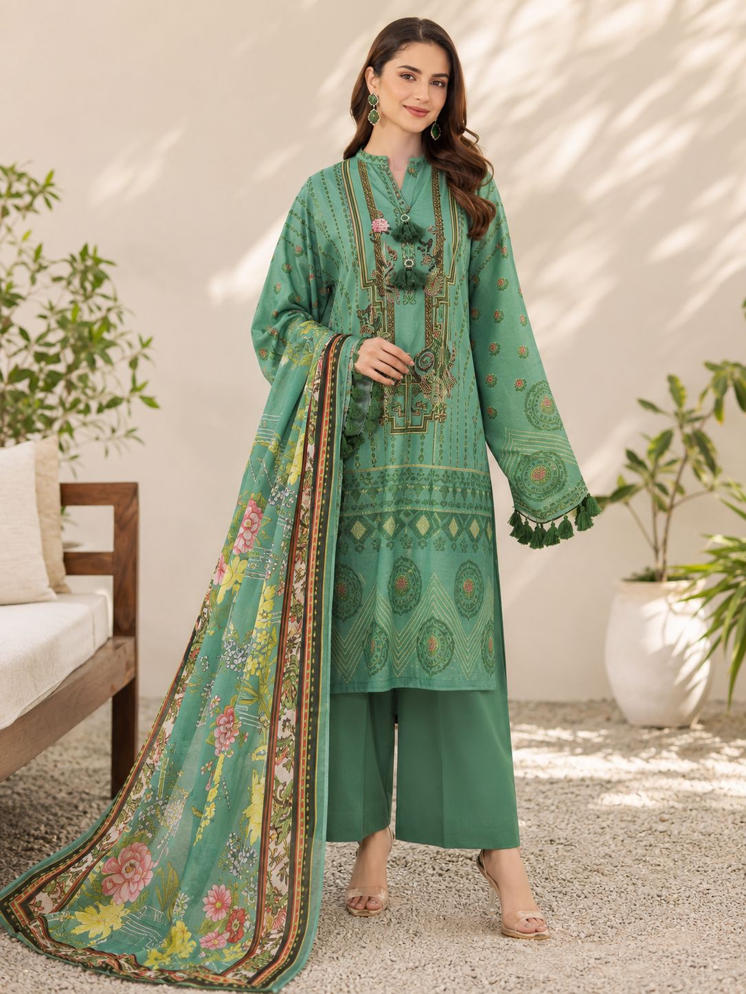 3 Piece Unstitched Printed Lawn Suit CL-62048